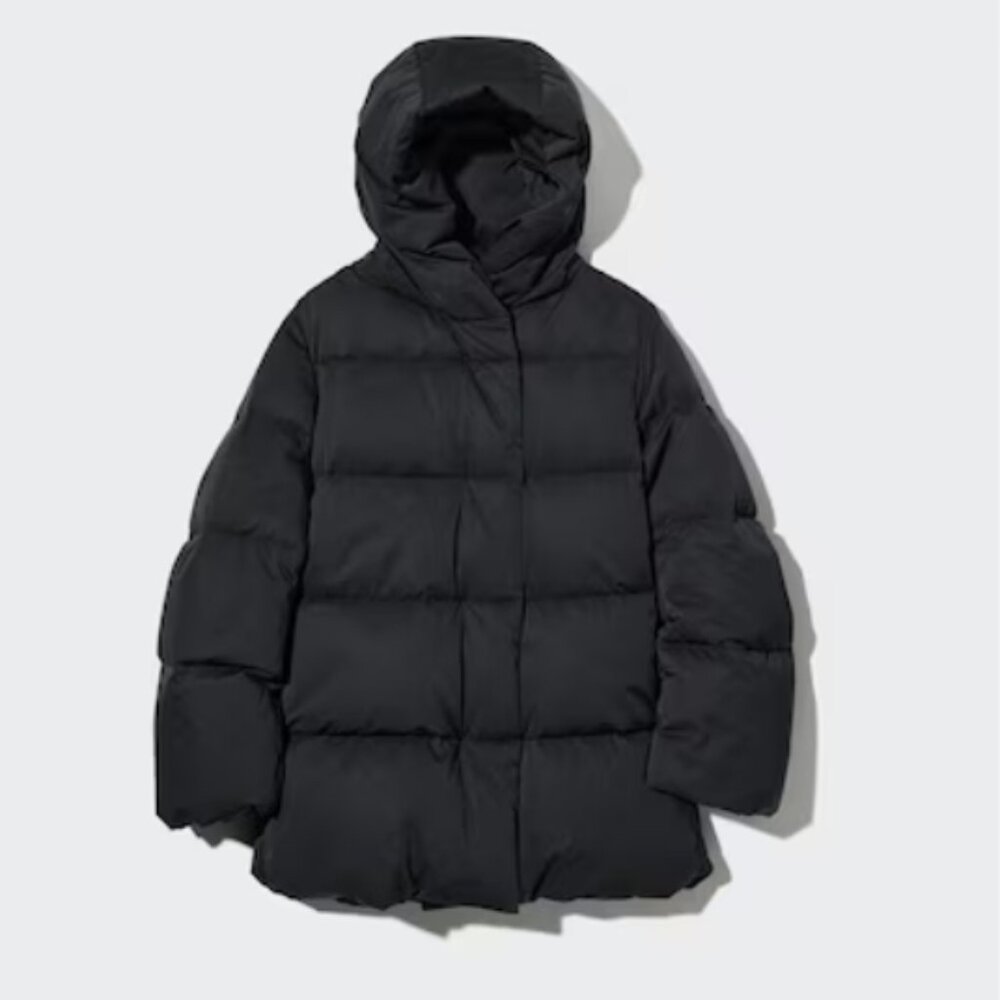 UNIQLO *Powder Feel" Black Down Puffer Half Length Coat (XS)